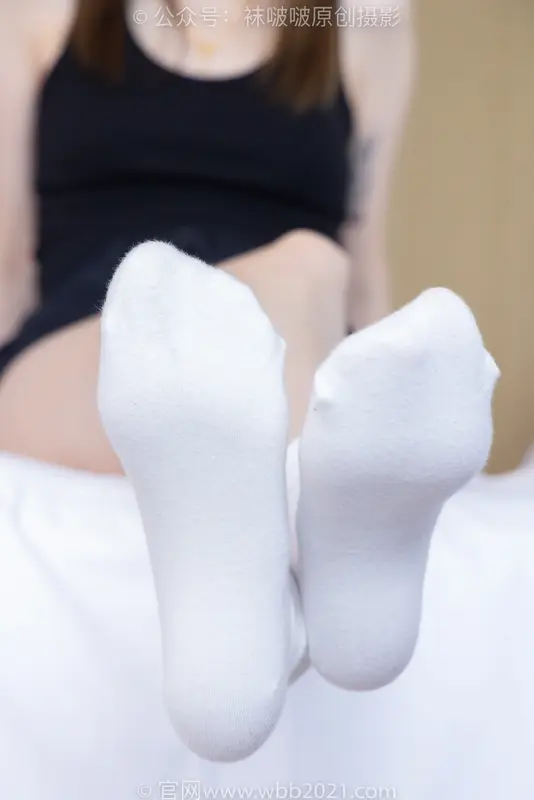 稚予-长靴、马丁短靴、黑丝（脚尖加固款）、白棉袜（花絮版） - BoBoSocks袜啵啵